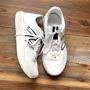 New Balance Women's Dynasoft Pro Run V2 Shoe